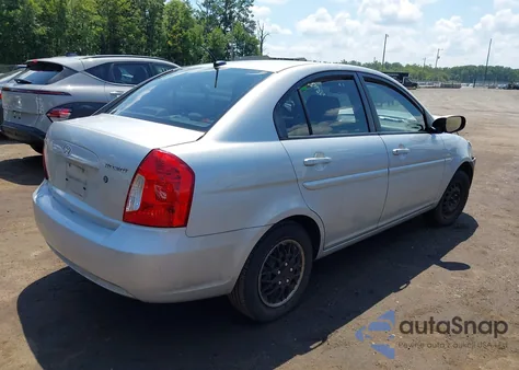 2011 Hyundai Accent Gls z USA, uszkodzony, nr VIN KMHCN4AC5BU614502